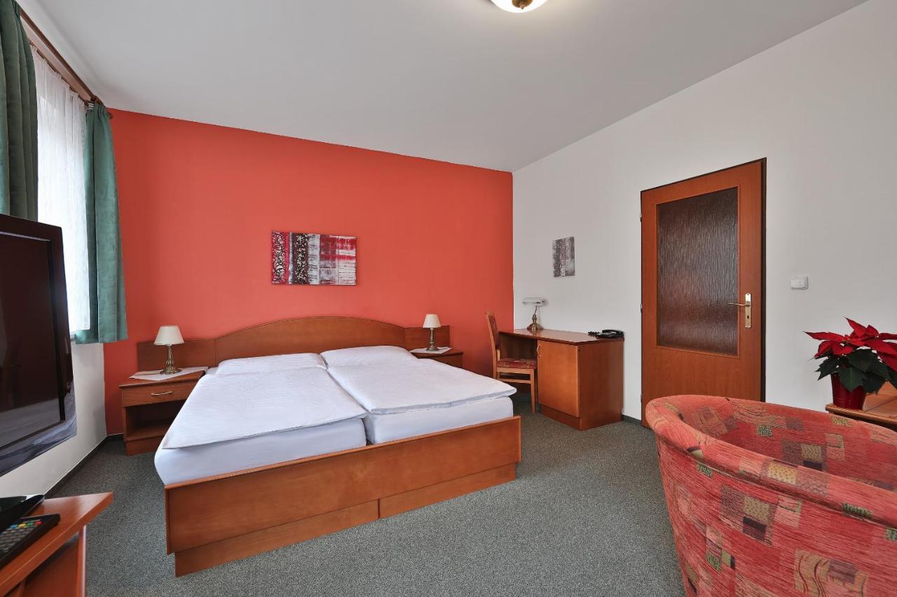 Attic Hotel Πράγα Εξωτερικό φωτογραφία