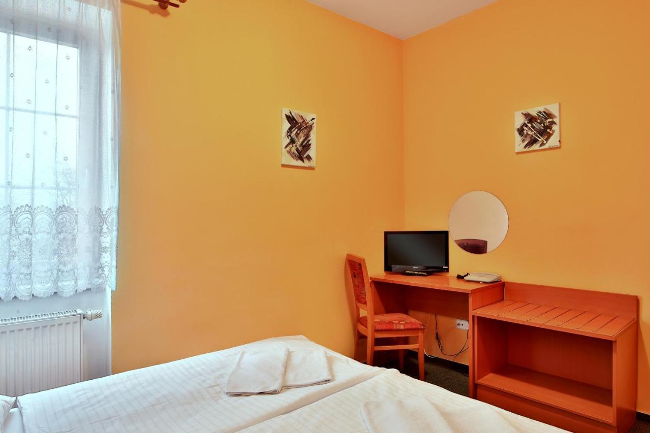 Attic Hotel Πράγα Εξωτερικό φωτογραφία