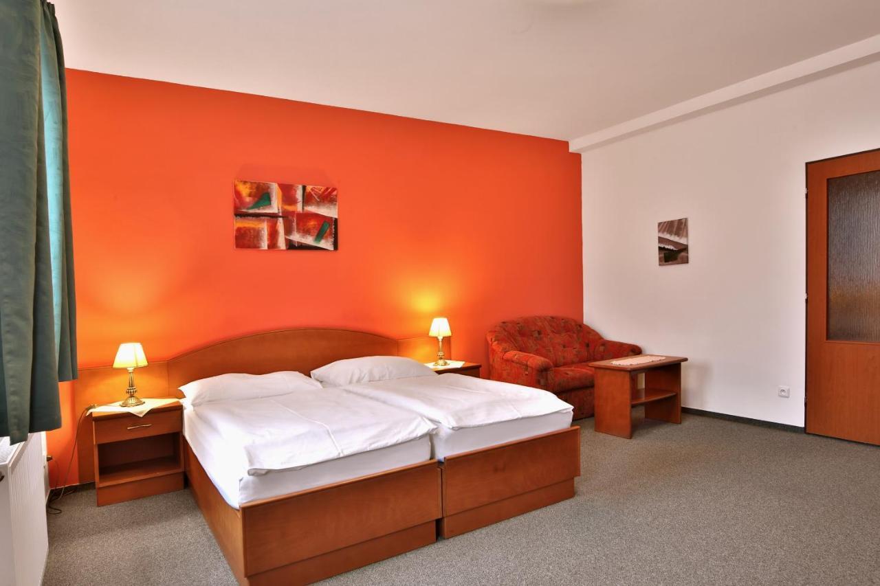 Attic Hotel Πράγα Εξωτερικό φωτογραφία